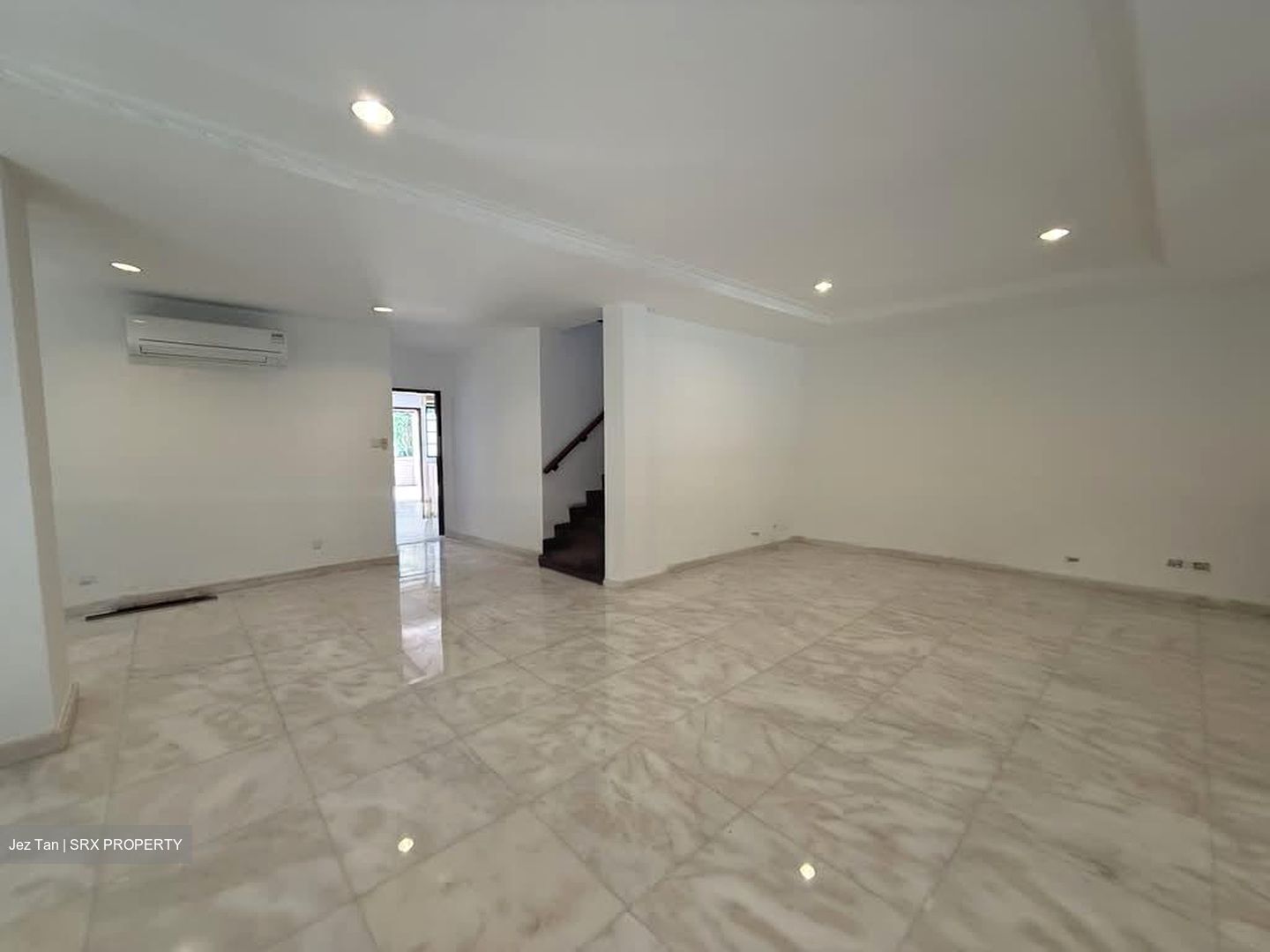 Coronation Gardens (D10), Semi-Detached #535592681